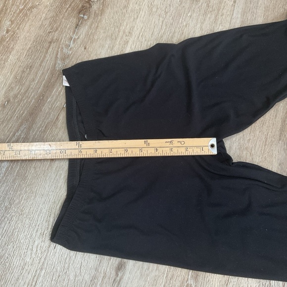 SO Perfect Legging - Perfectly Soft - Elastic Waist Pull On Leggings - Black - Picture 11 of 12